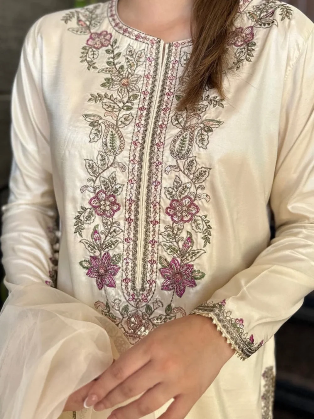 Laal Clothing elegant cream